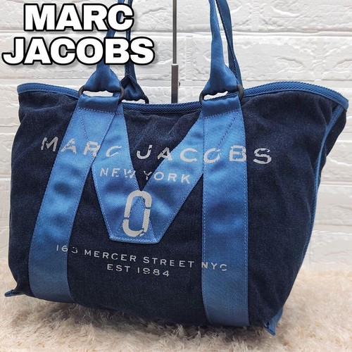 Marc jacobs new logo - jacobs,