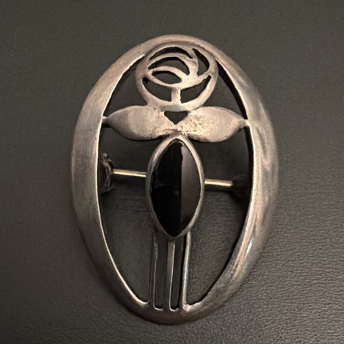 Glasgow rose black onyx - glasgow,