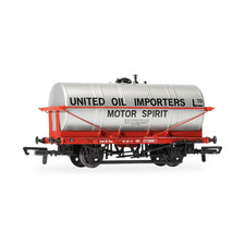 Hornby R60293 OO Gauge United