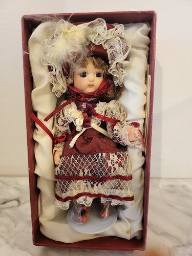 Vintage prudence porcelain - 'prudence',