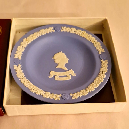 Wedgwood blue jasperware queen - jasperware,