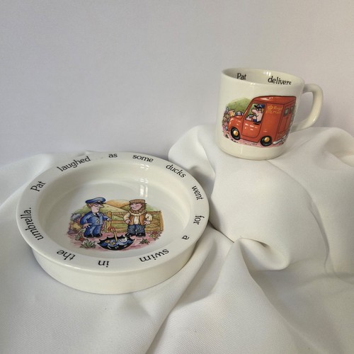 Vintage 1984 postman pat crown - vintage,
