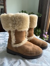 UGG Sundance 2 Boot Women's Sz 6 Chestnut Brown 5325 & NEW Sheepskin Wool Insole