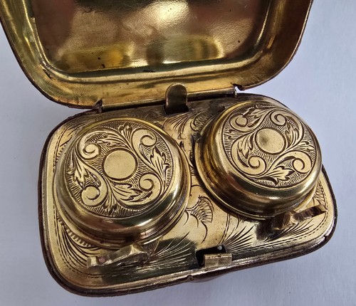 Antique traveller portable - antique, traveller's