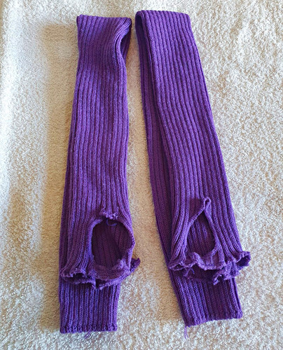 Purple ribbed knit stirrup - ribbed,