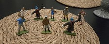 Britains Farm Workers!  8 Figures In Total. 1/32 Scale!
