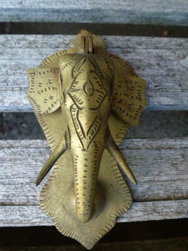 Brass effect elephants - brass,