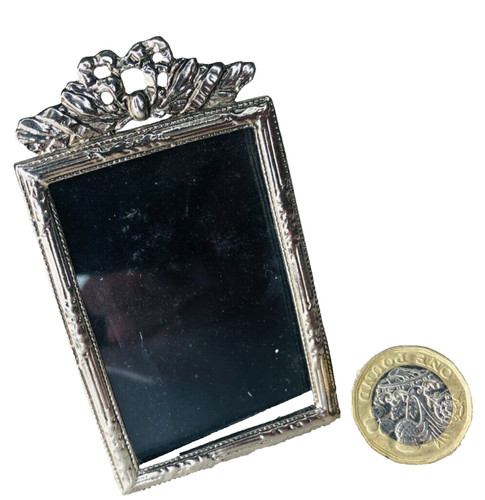 Picture frame metal miniature - metal,