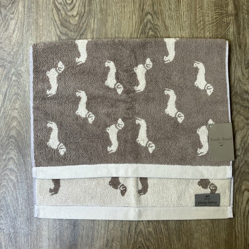 Emily bond dachshund sausage - emily,