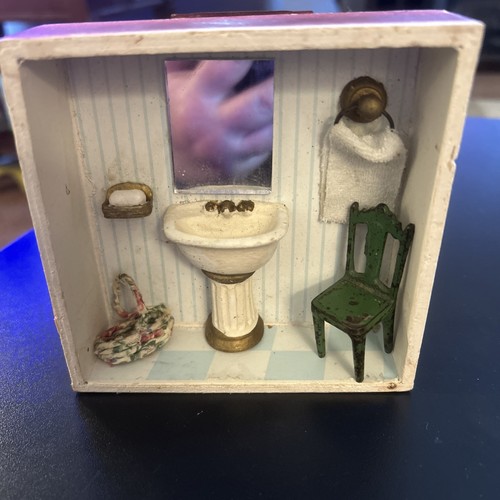 Vintage dollhouse bathroom - vintage,,