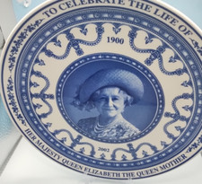 Commerative Wedgewood queen Mother Plate Celebrating Life pre-owned