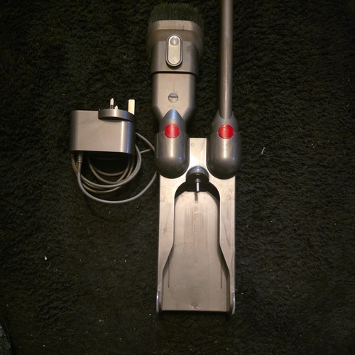 Dyson v10 genuine wall mount - dyson,