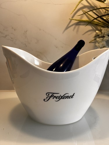 Freixenet large white plastic - freixenet,