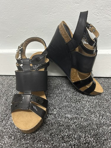 Scholl black patent - black,