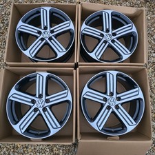 Genuine Volkswagen Golf R