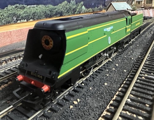 Hornby bullied unrebuilt - hornby,