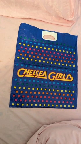 Chelsea girl vintage carrier - girl,