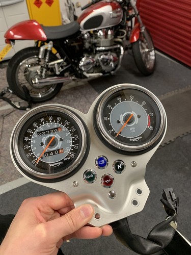 Triumph bonneville t100 - t100, air