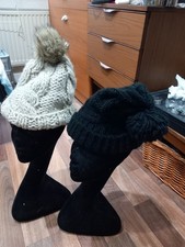 pompom woolen hats Hats × 2