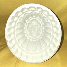 IMPRESSIVE LARGE VICTORIAN PRINCE OF WALES FEATHERS JELLY MOULD C1890