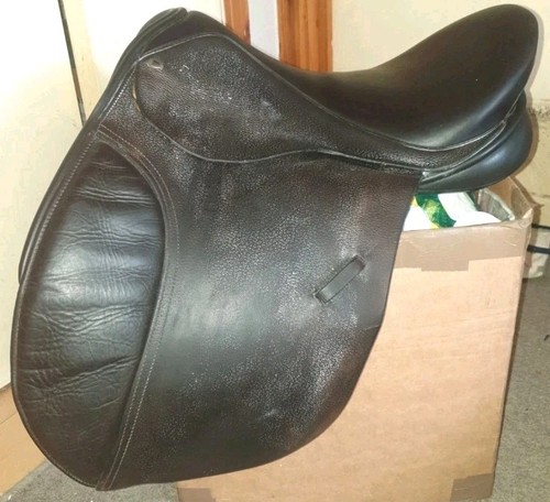 Black country saddle - 17,