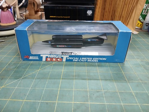 Lledo thrust ssc - thrust, black