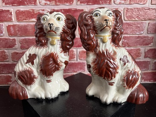 Beautiful vintage pair - beautiful,