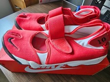 *RARE* Nike Air Rift 10th