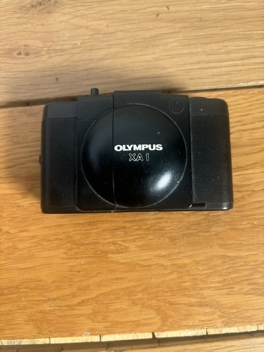 Olympus xa1 35mm compact film - 35mm,
