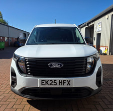 2025 - Ford Transit Courier