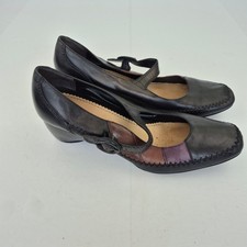 K Clarks Shoes 8 Black Women