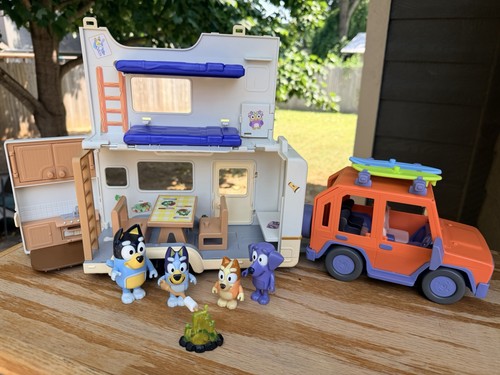 Bluey camper caravan - caravan, family
