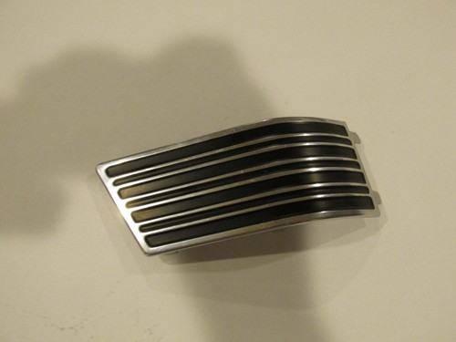 Suzuki gt250 right side cover - suzuki,