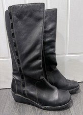 Moshulu Black Knee High Boots