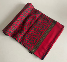 SMART DAPPER ENGLISH PAISLEY