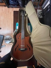 Taylor TZ 5 Mahogany hollow body 12 string electro acoustic guitar