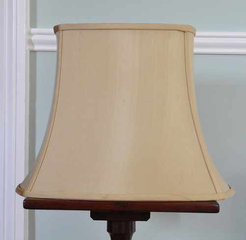 Beige golden large table lamp - large,