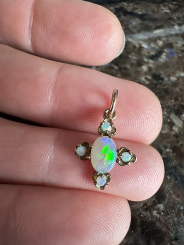 Vintage antique opal cross - /,
