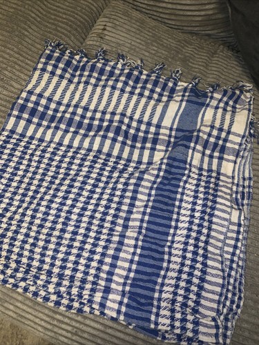 Blue and white arabic scarf - blue,