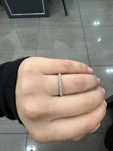 1ct round diamond - diamond, pave