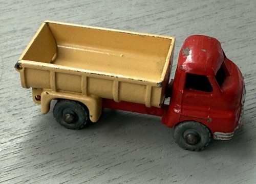 Matchbox bedford ton tipper - ton,