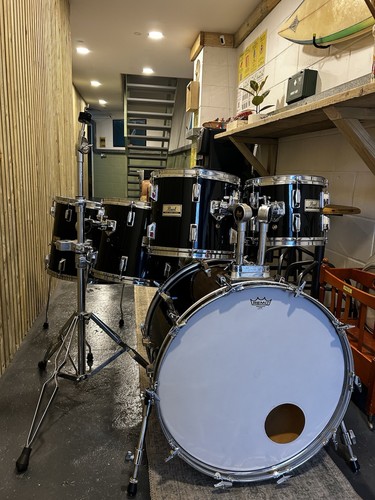 Vintage pearl world series - world,