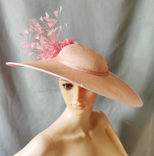 Large pink hatinator wedding - pink,