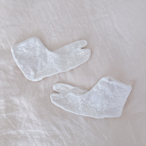 Stretch lace tabi socks free - lace,