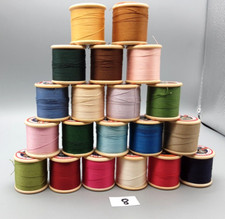 20 Vintage Plastic Reels