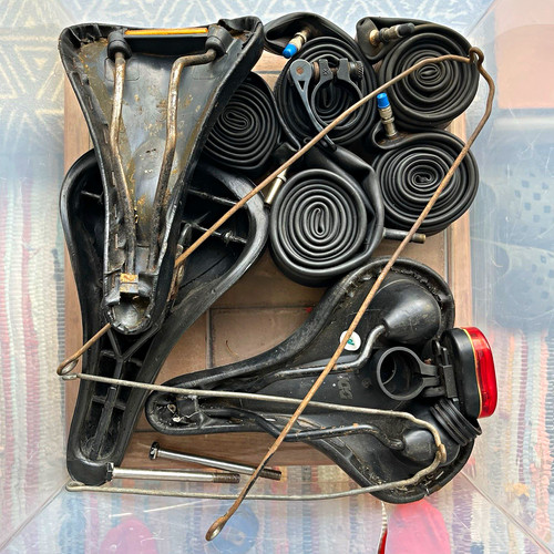 Bicycle parts bundle - , saddles