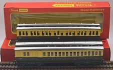 TRIANG HORNBY R332 R333 GW GWR CLERESTORY COMPOSITE & BRAKE COACHES BOXED OO