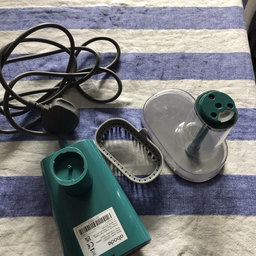 Handheld clothes garment - handheld,