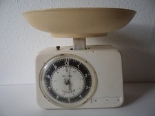 Vintage Retro 60s Tower Kitchen Scales Cream Metal Adjustable Analogue Display