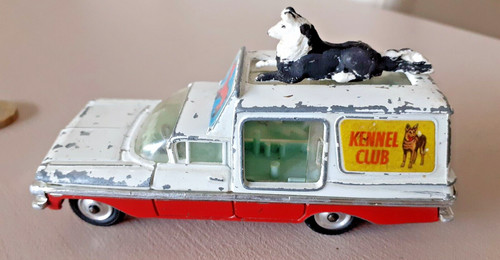 Corgi chevrolet impala - 1:43,